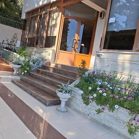 Jozi Kaiser Apartment 4 Durres Exterior photo
