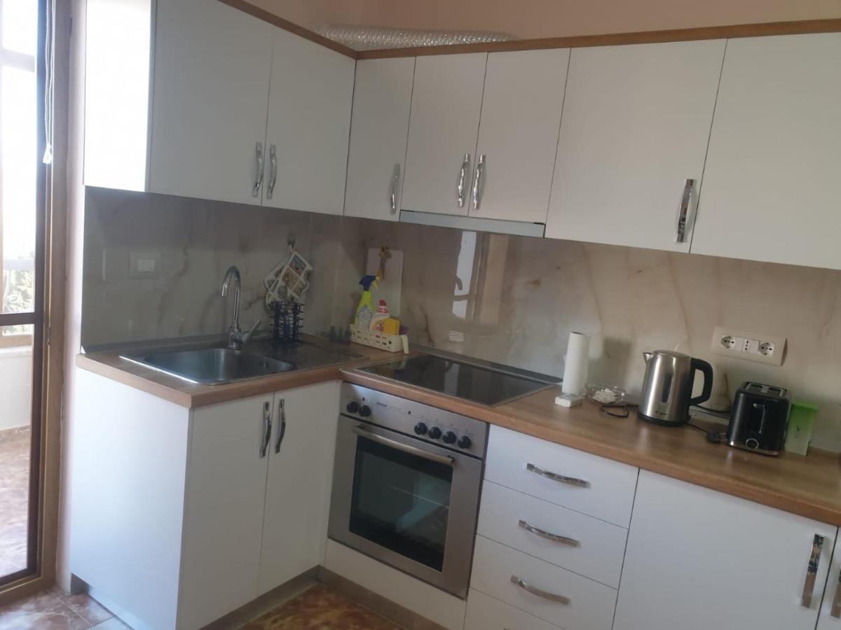 Jozi Kaiser Apartment 4 Durres Exterior photo